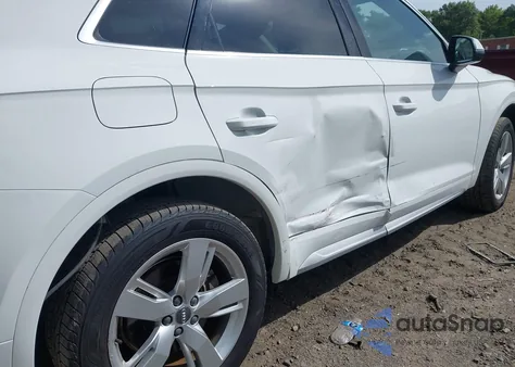 2018 Audi Q5 2.0T Premium/2.0T Tech Premium z USA, uszkodzony, nr VIN WA1BNAFY2J2207244